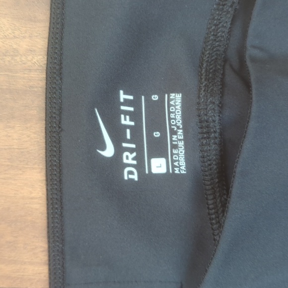 Nike Leggings - Picture 3 of 7